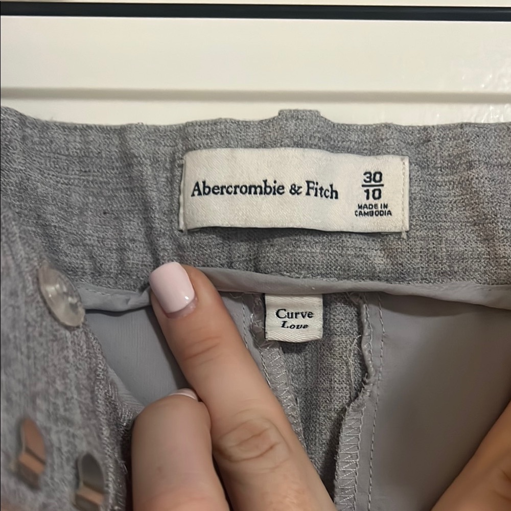 Abercrombie & Fitch curve love: Gray slacks regular